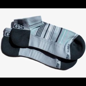 NWT - FIGS - women’s Ankle Socks